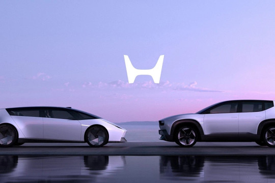 Honda “khuấy đảo” Japan Mobility Show 2025: Trình làng loạt xe điện mới, từ SUV cao cấp đến xe máy đô thị