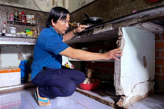 Sớm ổn định cuộc sống cho người dân vùng sạt trượt đường Hồ Chí Minh