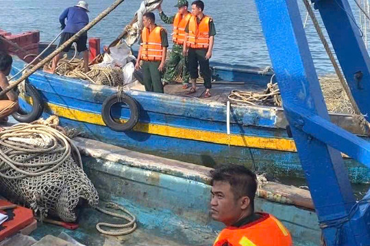Ngăn chặn khai thác hải sản bất hợp pháp ở vùng biển Sơn Mỹ