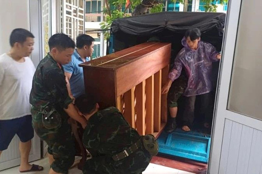 Hỗ trợ kịp thời cho người dân tại vùng ngập sâu