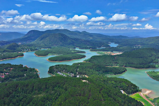 Exploring the “Desert Island” of Ta Dung