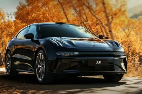 Xe điện Trung Quốc sạc nhanh hơn cả pha cà phê: Zeekr 001 chỉ mất 7 phút để đạt 80% pin