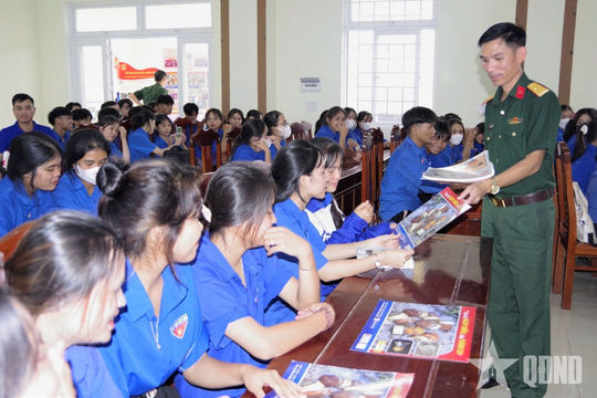 Đưa “hành trang pháp luật” đến đồng bào vùng biên