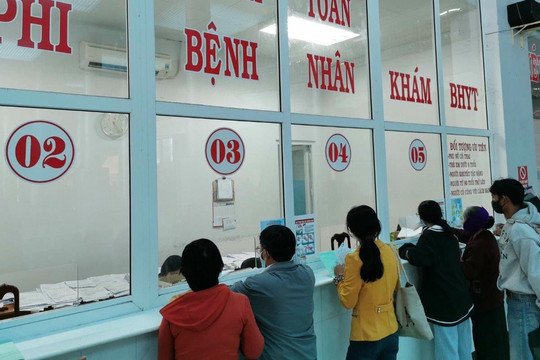 Hướng dẫn thanh toán trực tiếp cho người tham gia BHYT đủ 5 năm liên tục