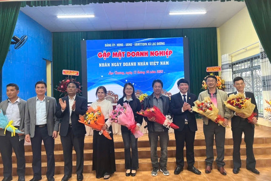 Xã Lạc Dương gặp mặt các doanh nghiệp nhân Ngày Doanh nhân Việt Nam