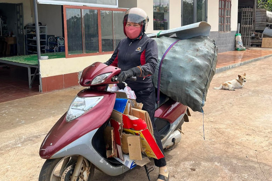 Những người phụ nữ biến rác thành quỹ nghĩa tình