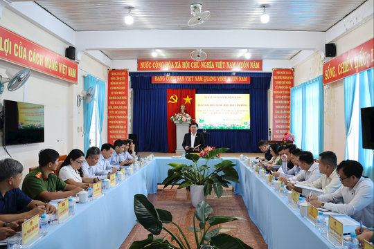 Đoàn ĐBQH tỉnh Lâm Đồng khảo sát việc thực hiện chính quyền 2 cấp tại xã Hiệp Thạnh