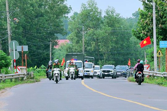 Giữ vững an ninh, trật tự tại “cửa ngõ” Trà Tân