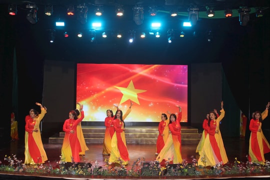 Gìn giữ mạch nguồn dân ca từ những người yêu di sản văn hóa