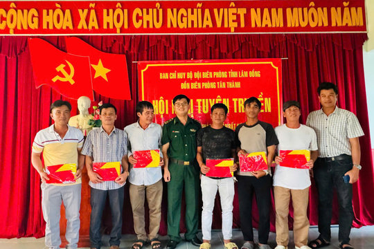 Phổ biến quy định về chống khai thác IUU cho ngư dân Tân Thành