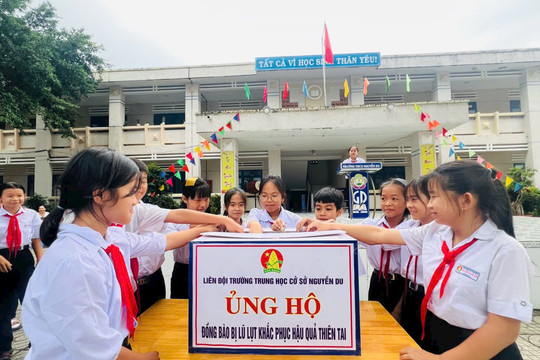 Khơi dậy lòng nhân ái, tinh thần sẻ chia trong học đường