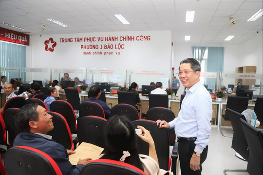 Cải cách hành chính gắn với chuyển đổi số - Bước đột phá trong xây dựng chính quyền 2 cấp