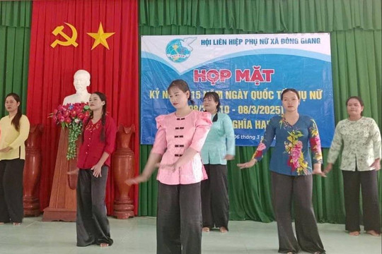 Nâng cao đời sống tinh thần cho phụ nữ DTTS