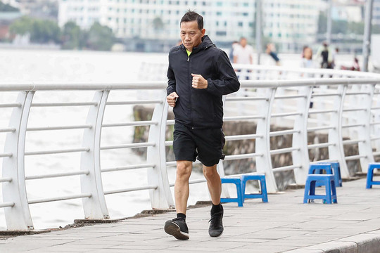 Không khí lạnh bao trùm, miền Bắc se lạnh nhiều ngày