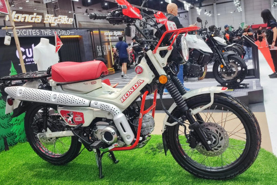 Honda CT125 Chums Limited Edition bản giới hạn 300 chiếc