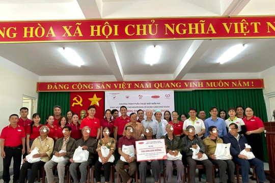 Dai-ichi Life Việt Nam mang ánh sáng đến người nghèo