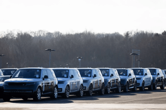 Range Rover Electric: Đánh giá bối cảnh sau sự cố JLR