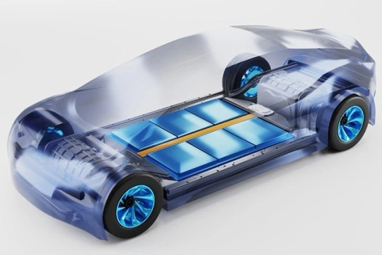 Toyota “làm nóng” cuộc đua xe điện với kế hoạch sản xuất pin thể rắn