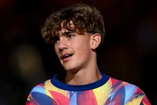 Arsenal chốt lộ trình đặc biệt cho thần đồng Max Dowman