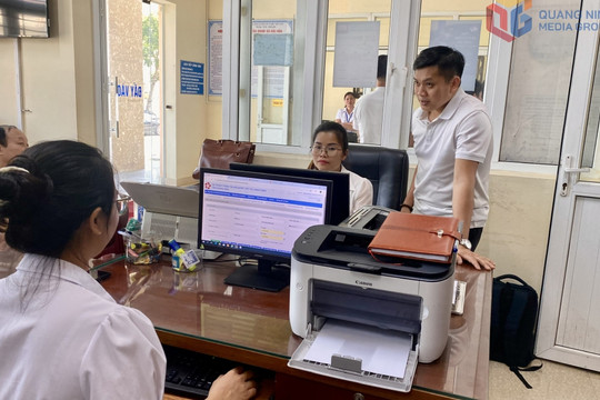 Hỗ trợ tiền đi lại cho cán bộ, công chức, viên chức cấp xã làm việc xa nhà sau sắp xếp, sáp nhập