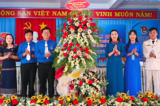 Tuổi trẻ đoàn kết, dấn thân, góp sức dựng xây tương lai vững bền