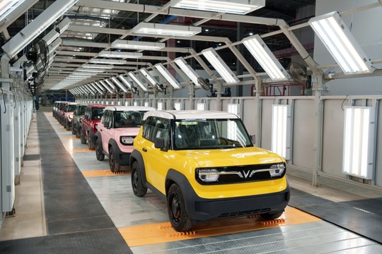 Ô tô mới tăng nguồn cung, giá xe có thể giảm sâu cuối năm