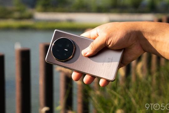 Honor Magic V5: Thiết kế siêu mỏng liệu có đủ che lấp điểm yếu?
