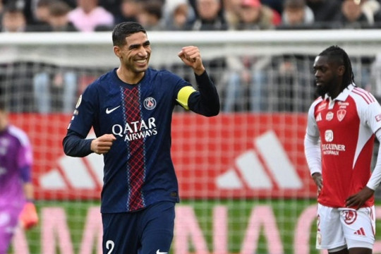 Hakimi tỏa sáng với cú đúp, PSG hạ Brest 3-0