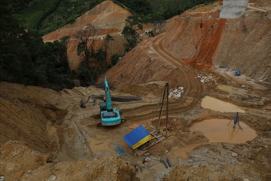 Tăng tốc thi công tuyến đường ĐT.722, quyết tâm cán đích năm 2025