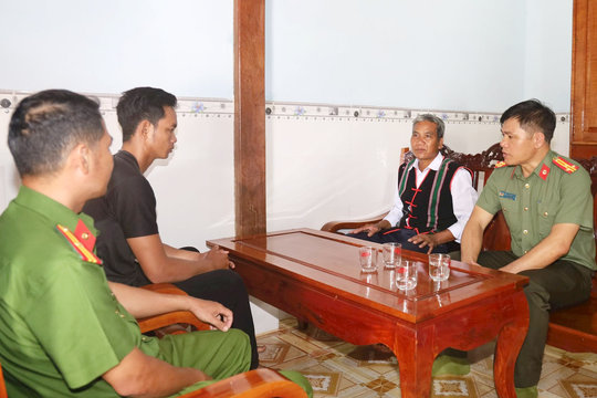 Những nhịp cầu nối ý Đảng với lòng dân ở bon làng