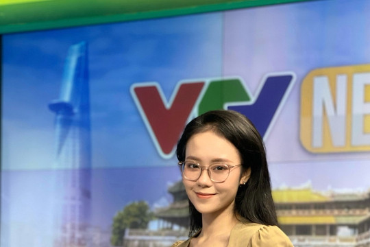 MC Phương Anh: Gương mặt Gen Z trên sóng VTV Vietnam Today
