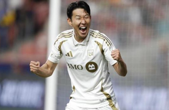 Son Heung Min đứng nhì doanh số áo MLS, sau Messi