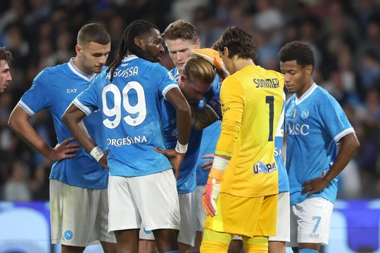 Napoli 3-1 Inter: De Bruyne mở tỷ số, McTominay tỏa sáng