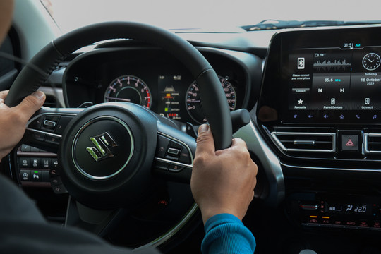 Suzuki Fronx GLX Plus: ADAS nhiều tính năng ở SUV cỡ A