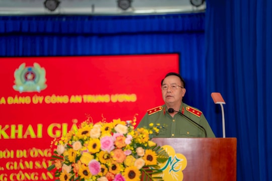 Khai mạc lớp bồi dưỡng nghiệp vụ kiểm tra Đảng 2025 ngành Công an