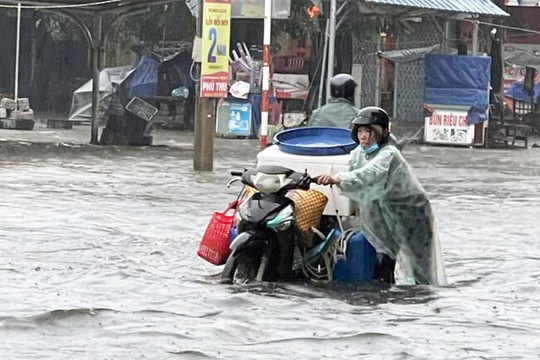 Tin mưa rất to trên 800mm ở Huế, Đà Nẵng và dự báo thời tiết cả nước ngày 28/10