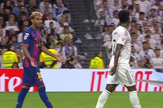 Đội hình FIFPro 2025: Lamine Yamal góp mặt, Vinicius bất ngờ bị loại