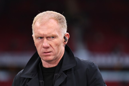 Paul Scholes phân tích khủng hoảng của Liverpool