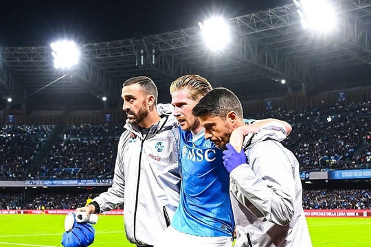 De Bruyne chấn thương nặng, Napoli xác nhận nghỉ dài hạn