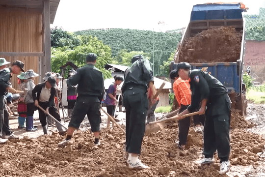 Khi Cảnh sát cơ động trở thành người bạn của Nhân dân