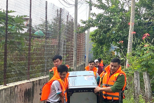 Bắc Bình khen thưởng tập thể, cá nhân có thành tích trong phòng chống lũ