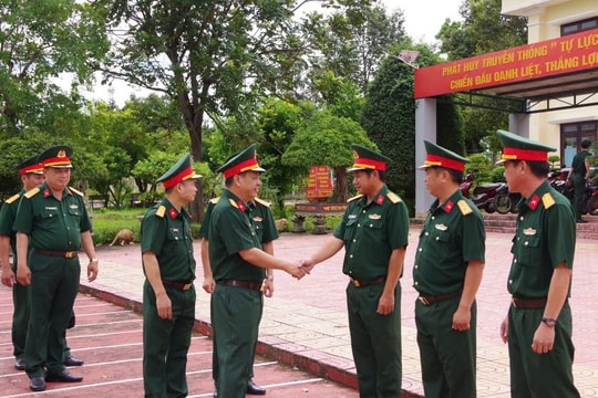 Bộ CHQS tỉnh Lâm Đồng kiểm tra nhiệm vụ sẵn sàng chiến đấu tại khu vực 5