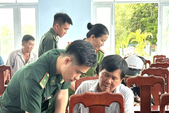 Liên Hương ra mắt mô hình vận động ngư dân chấp hành quy định khai thác hải sản