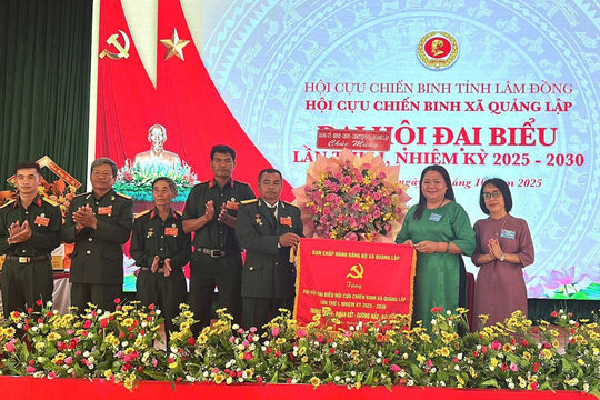 Chuyện Bí thư Tạ Bố Phượng
