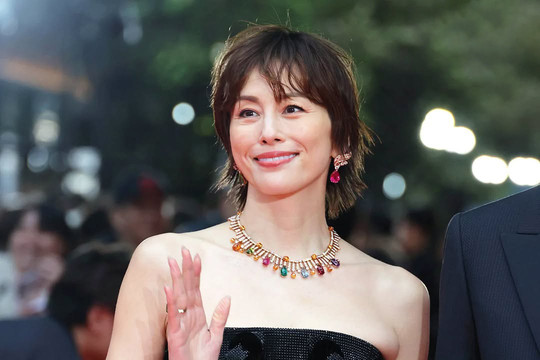 Sự nghiệp Ryoko Yonekura lao dốc vì nghi án ma túy