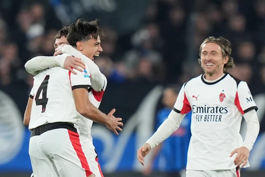 Milan hòa Atalanta 1-1: Modric bị khóa, Allegri bế tắc