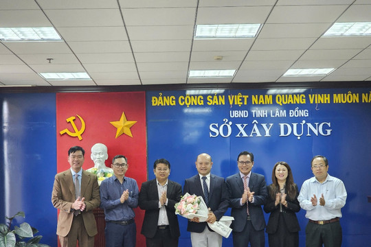 Tăng cường công tác kiện toàn, sắp xếp tổ chức bộ máy, đảm bảo các nguồn lực về nhân sự có đủ phẩm chất đạo đức, tư tưởng chính trị, trình độ và năng lực chuyên môn nghiệp vụ