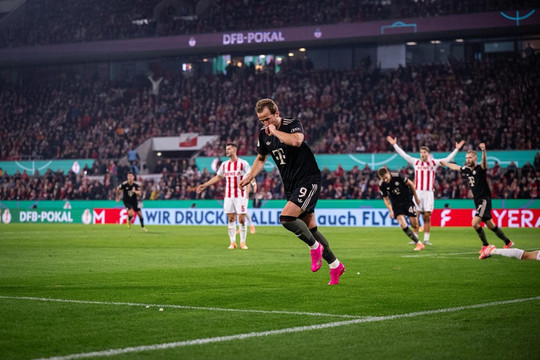 Kane lập cú đúp, Bayern Munich ngược dòng 4-1 trước Cologne