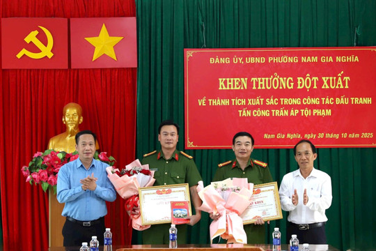 Nam Gia Nghĩa thưởng nóng các đơn vị phá án nhanh vụ trộm cắp tài sản