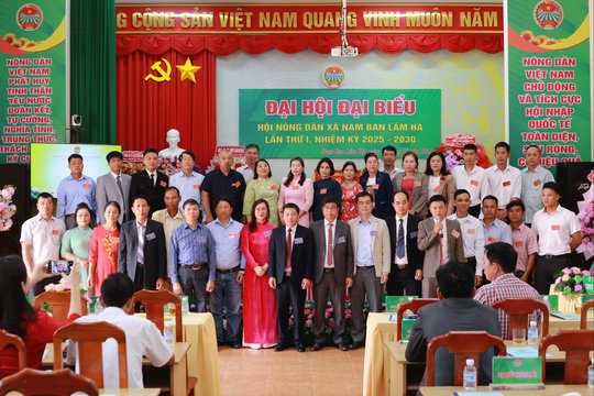 Nông dân Nam Ban Lâm Hà phát huy vai trò trong cộng đồng
